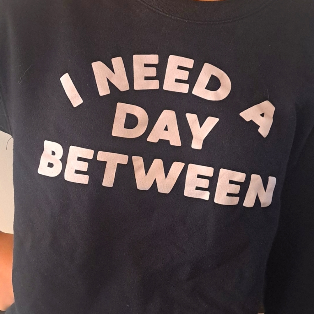 Sweat shirt